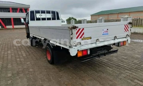 Buy Used Mitsubishi Canter White Car in Lilongwe in Malawi Buy Used Mitsubishi Canter White Car in Lilongwe in Malawi