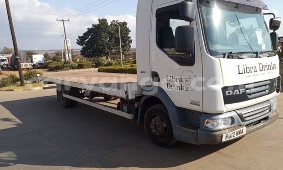 Buy Used DAF CF65 White Truck in Chitipa in Chitipa Buy Used DAF CF65 White Truck in Chitipa in Chitipa