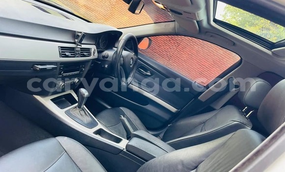 Nunua Ilio tumika BMW 3–Series White Gari ndani ya Chiradzulu nchini Chiradzulu Nunua Ilio tumika BMW 3–Series White Gari ndani ya Chiradzulu nchini Chiradzulu