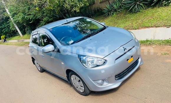 Nunua Ilio tumika Mitsubishi Mirage Blue Gari ndani ya Lilongwe nchini Malawi Nunua Ilio tumika Mitsubishi Mirage Blue Gari ndani ya Lilongwe nchini Malawi