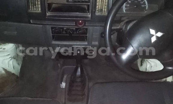 Nunua Ilio tumika Mitsubishi Carisma White Gari ndani ya Chilumba nchini Karonga Nunua Ilio tumika Mitsubishi Carisma White Gari ndani ya Chilumba nchini Karonga