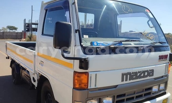 Nunua Ilio tumika Mazda Titan White Gari ndani ya Chilumba nchini Karonga Nunua Ilio tumika Mazda Titan White Gari ndani ya Chilumba nchini Karonga