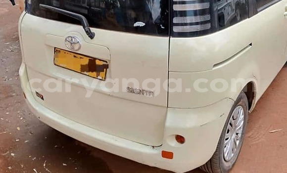 Nunua Ilio tumika Toyota Sienta White Gari ndani ya Chipoka nchini Dedza Nunua Ilio tumika Toyota Sienta White Gari ndani ya Chipoka nchini Dedza