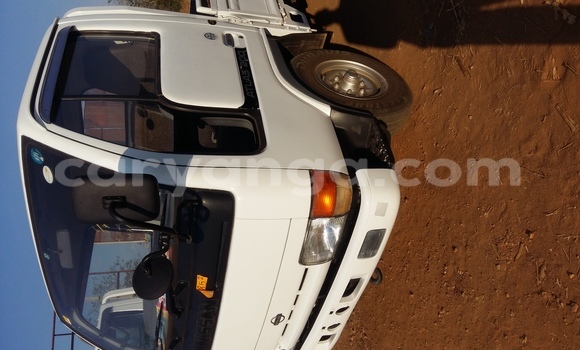 Nunua Mpya Mercedes‒Benz Truck Black Lori ndani ya Lilongwe nchini Malawi Nunua Mpya Mercedes‒Benz Truck Black Lori ndani ya Lilongwe nchini Malawi