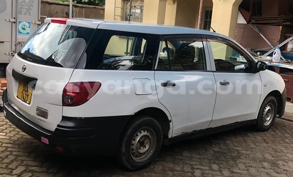 Nunua Ilio tumika Nissan AD White Gari ndani ya Chilumba nchini Karonga Nunua Ilio tumika Nissan AD White Gari ndani ya Chilumba nchini Karonga