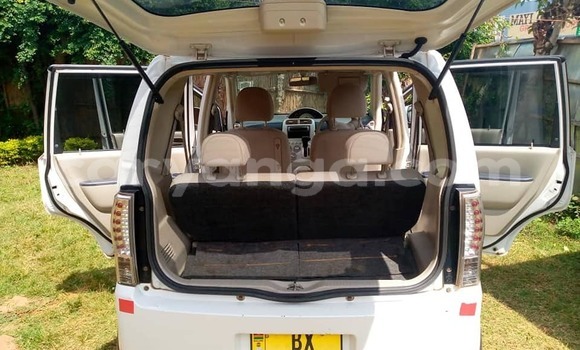 Nunua Ilio tumika Mitsubishi Space Wagon White Gari ndani ya Chitipa nchini Chitipa Nunua Ilio tumika Mitsubishi Space Wagon White Gari ndani ya Chitipa nchini Chitipa