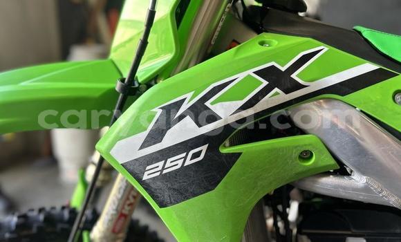 Buy New Kawasaki KX Green Bike in Balaka in Balaka Buy New Kawasaki KX Green Bike in Balaka in Balaka