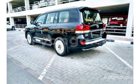 Buy Import Toyota Land Cruiser Black Car in Import - Dubai in Malawi Buy Import Toyota Land Cruiser Black Car in Import - Dubai in Malawi