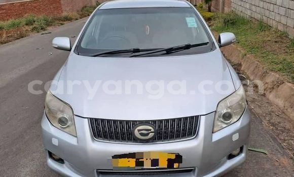 Buy Used Toyota Axio White Car in Chipoka in Dedza Buy Used Toyota Axio White Car in Chipoka in Dedza