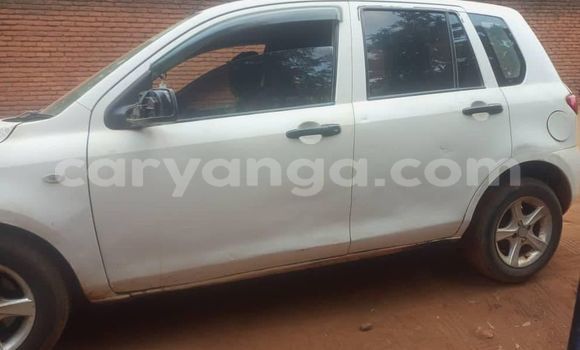 Buy Used Mazda Demio White Car in Chipoka in Dedza Buy Used Mazda Demio White Car in Chipoka in Dedza