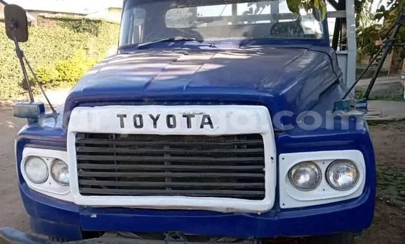 Buy Used Toyota DA Blue Truck in Chilumba in Karonga Buy Used Toyota DA Blue Truck in Chilumba in Karonga