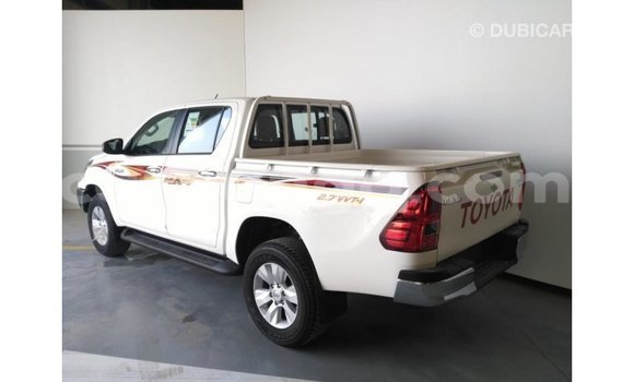 Acheter Import Voiture Toyota Hilux Blanc à Import - Dubai, Malawi Acheter Import Voiture Toyota Hilux Blanc à Import - Dubai, Malawi
