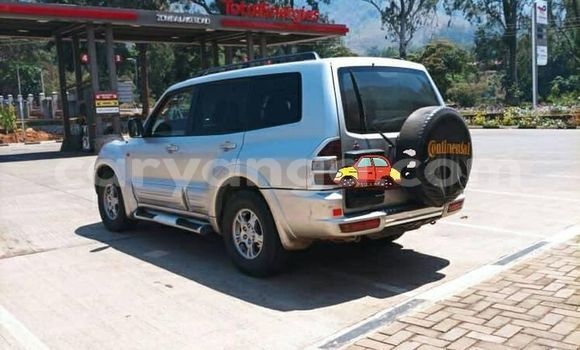 Buy Used Mitsubishi Pajero White Car in Dedza in Dedza Buy Used Mitsubishi Pajero White Car in Dedza in Dedza
