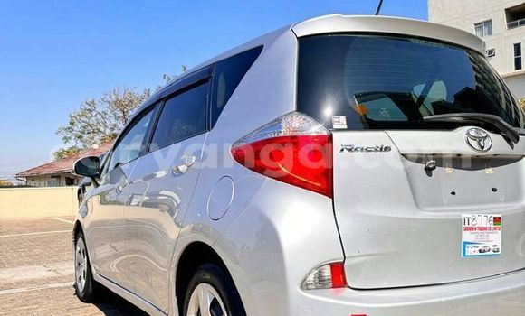 Buy Used Toyota Ractis Other Car in Chiradzulu in Chiradzulu Buy Used Toyota Ractis Other Car in Chiradzulu in Chiradzulu