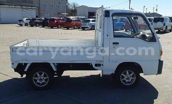 Buy Used Subaru Sambar White Car in Chiradzulu in Chiradzulu Buy Used Subaru Sambar White Car in Chiradzulu in Chiradzulu