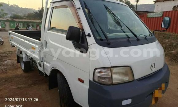 Buy Used Mazda Bongo White Car in Chikwawa in Chikwawa Buy Used Mazda Bongo White Car in Chikwawa in Chikwawa