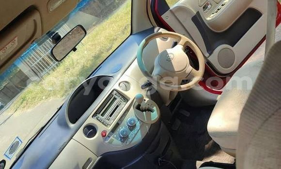 Buy Used Toyota Sienta Red Car in Chilumba in Karonga Buy Used Toyota Sienta Red Car in Chilumba in Karonga