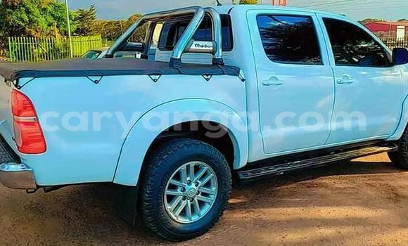Nunua Ilio tumika Toyota Hilux White Gari ndani ya Dedza nchini Dedza Nunua Ilio tumika Toyota Hilux White Gari ndani ya Dedza nchini Dedza