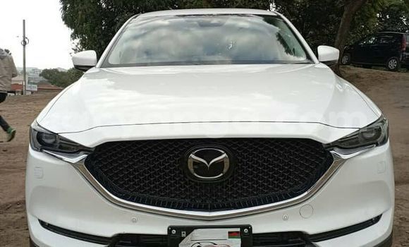Nunua Ilio tumika Mazda CX-5 White Gari ndani ya Chipoka nchini Dedza Nunua Ilio tumika Mazda CX-5 White Gari ndani ya Chipoka nchini Dedza