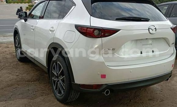 Nunua Ilio tumika Mazda CX-5 White Gari ndani ya Chipoka nchini Dedza Nunua Ilio tumika Mazda CX-5 White Gari ndani ya Chipoka nchini Dedza