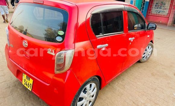 Buy Used Daihatsu Mira Red Car in Chipoka in Dedza Buy Used Daihatsu Mira Red Car in Chipoka in Dedza