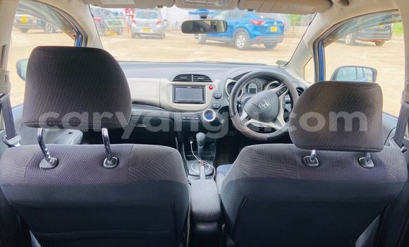 Buy Used Honda FIT Blue Car in Chipoka in Dedza Buy Used Honda FIT Blue Car in Chipoka in Dedza