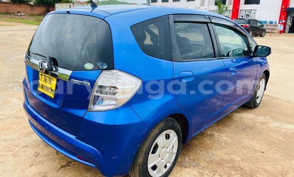 Buy Used Honda FIT Blue Car in Chipoka in Dedza Buy Used Honda FIT Blue Car in Chipoka in Dedza