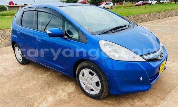 Buy Used Honda FIT Blue Car in Chipoka in Dedza Buy Used Honda FIT Blue Car in Chipoka in Dedza
