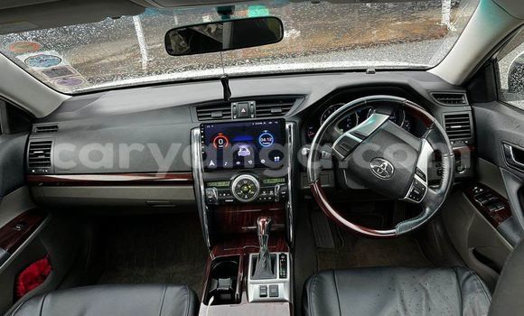 Buy Used Mercedes-Benz C-Classe White Car in Chipoka in Dedza Buy Used Mercedes-Benz C-Classe White Car in Chipoka in Dedza