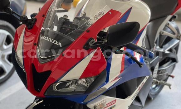 Buy Used Honda CBR White Bike in Blantyre in Malawi