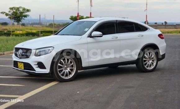 Nunua Ilio tumika Mercedes-Benz C180 coupe Other Gari ndani ya Blantyre nchini Malawi Nunua Ilio tumika Mercedes-Benz C180 coupe Other Gari ndani ya Blantyre nchini Malawi