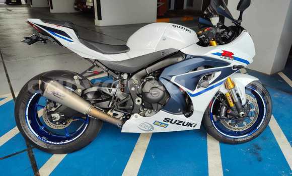 Acheter Occasion Moto Suzuki GSX–R Blanc à Blantyre, Malawi Acheter Occasion Moto Suzuki GSX–R Blanc à Blantyre, Malawi
