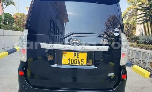 Acheter Occasion Voiture Toyota Voxy Autre à Blantyre, Malawi Acheter Occasion Voiture Toyota Voxy Autre à Blantyre, Malawi