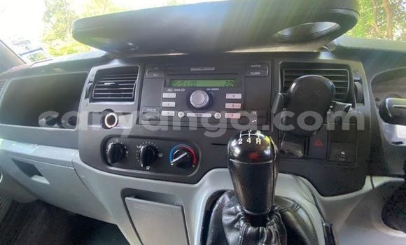 Nunua Ilio tumika Ford Explorer Sport Trac Red Gari ndani ya Blantyre nchini Malawi Nunua Ilio tumika Ford Explorer Sport Trac Red Gari ndani ya Blantyre nchini Malawi