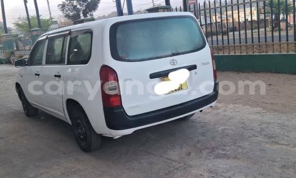 Buy Used Toyota Probox White Car in Chipoka in Dedza Buy Used Toyota Probox White Car in Chipoka in Dedza