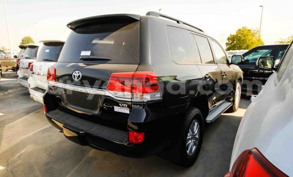 Buy Import Toyota Land Cruiser Black Car in Import - Dubai in Malawi Buy Import Toyota Land Cruiser Black Car in Import - Dubai in Malawi