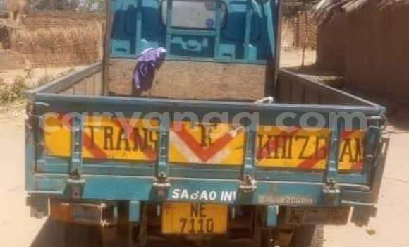 Nunua Ilio tumika Toyota Dyna Blue Lori ndani ya Chikwawa nchini Chikwawa Nunua Ilio tumika Toyota Dyna Blue Lori ndani ya Chikwawa nchini Chikwawa