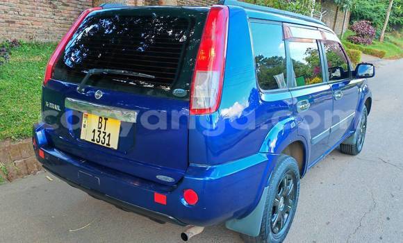 Acheter Occasion Voiture Nissan X–Trail Bleu à Chipoka, Dedza Acheter Occasion Voiture Nissan X–Trail Bleu à Chipoka, Dedza