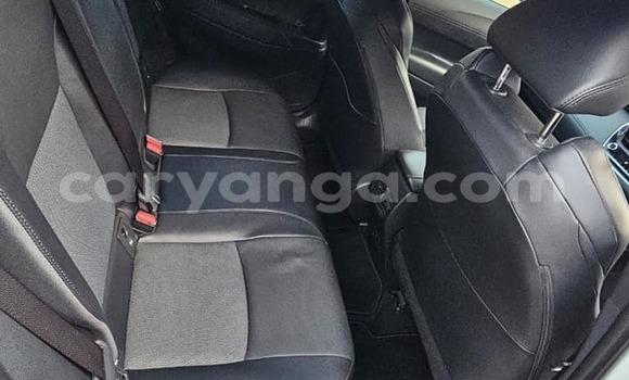 Buy Used Toyota Corolla White Car in Chipoka in Dedza Buy Used Toyota Corolla White Car in Chipoka in Dedza