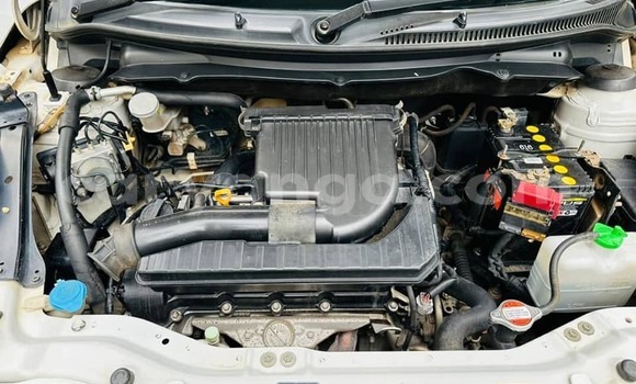 Buy Used Suzuki Swift White Car in Chitipa in Chitipa Buy Used Suzuki Swift White Car in Chitipa in Chitipa