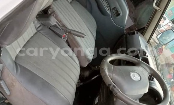 Buy Used Mazda Bongo White Car in Chipoka in Dedza Buy Used Mazda Bongo White Car in Chipoka in Dedza