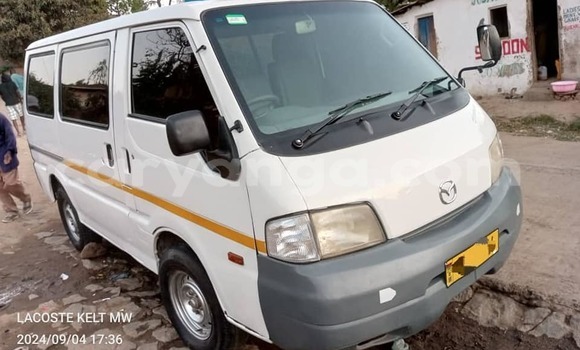 Buy Used Mazda Bongo White Car in Chipoka in Dedza Buy Used Mazda Bongo White Car in Chipoka in Dedza