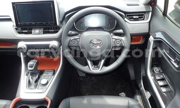 Buy Used Toyota RAV4 Red Car in Chipoka in Dedza Buy Used Toyota RAV4 Red Car in Chipoka in Dedza
