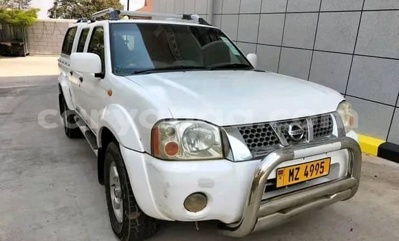 Buy Used Nissan Hardbody White Car in Chilumba in Karonga Buy Used Nissan Hardbody White Car in Chilumba in Karonga