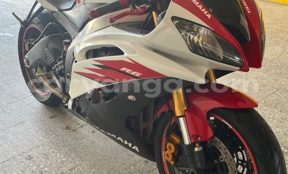 Buy Used Yamaha YZF White Bike in Blantyre in Malawi