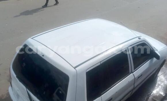 Acheter Occasion Voiture Mazda Demio Blanc à Lilongwe, Malawi Acheter Occasion Voiture Mazda Demio Blanc à Lilongwe, Malawi