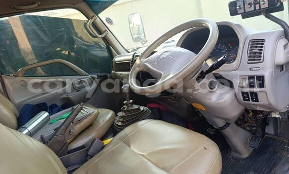 Buy Used Hino Dutro Blue Truck in Chitipa in Chitipa Buy Used Hino Dutro Blue Truck in Chitipa in Chitipa