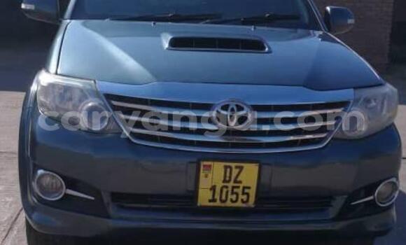 Acheter Occasion Voiture Toyota Fortuner Autre à Lilongwe, Malawi Acheter Occasion Voiture Toyota Fortuner Autre à Lilongwe, Malawi