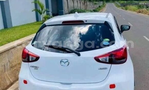 Acheter Occasion Voiture Mazda Demio Blanc à Chiradzulu, Chiradzulu Acheter Occasion Voiture Mazda Demio Blanc à Chiradzulu, Chiradzulu