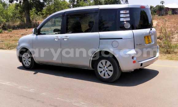 Buy Used Toyota Sienta Silver Car in Blantyre in Malawi Buy Used Toyota Sienta Silver Car in Blantyre in Malawi